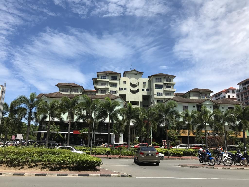 Nusantara Mattwaddien M.S Kota Kinabalu Bagian luar foto